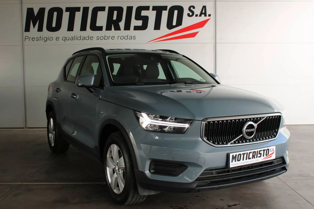 Volvo XC 40 2.0 D3 Momentum Core