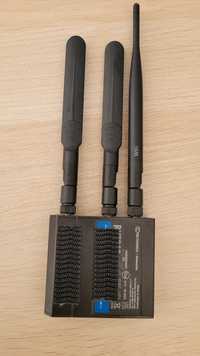 Router Teltonika RUT240