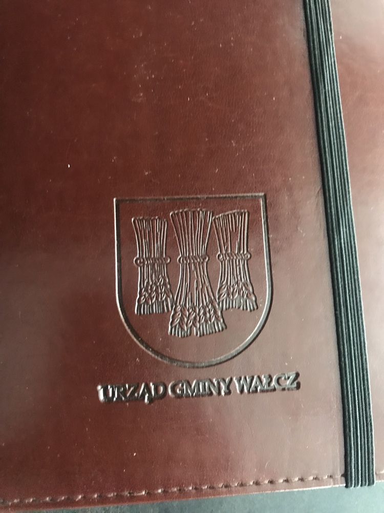 Notes czysty Urząd Gminy Wałcz 15 x 23 B 5 oprawa twarda