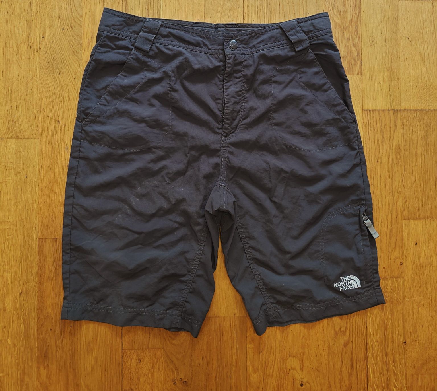 Męskie świetne spodenki szorty The North Face rozmiar S stan BDB!
