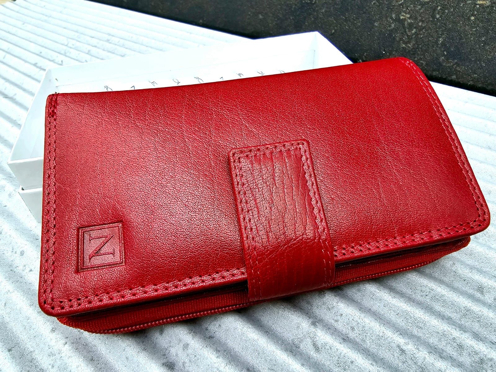 Nowy modny damski portfel marki Nicole czerwony