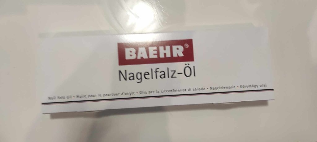 Olejek do wzmacniania paznokci Baeher