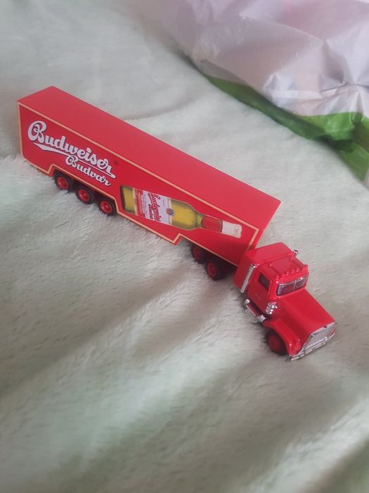 Модельки машин оригинал