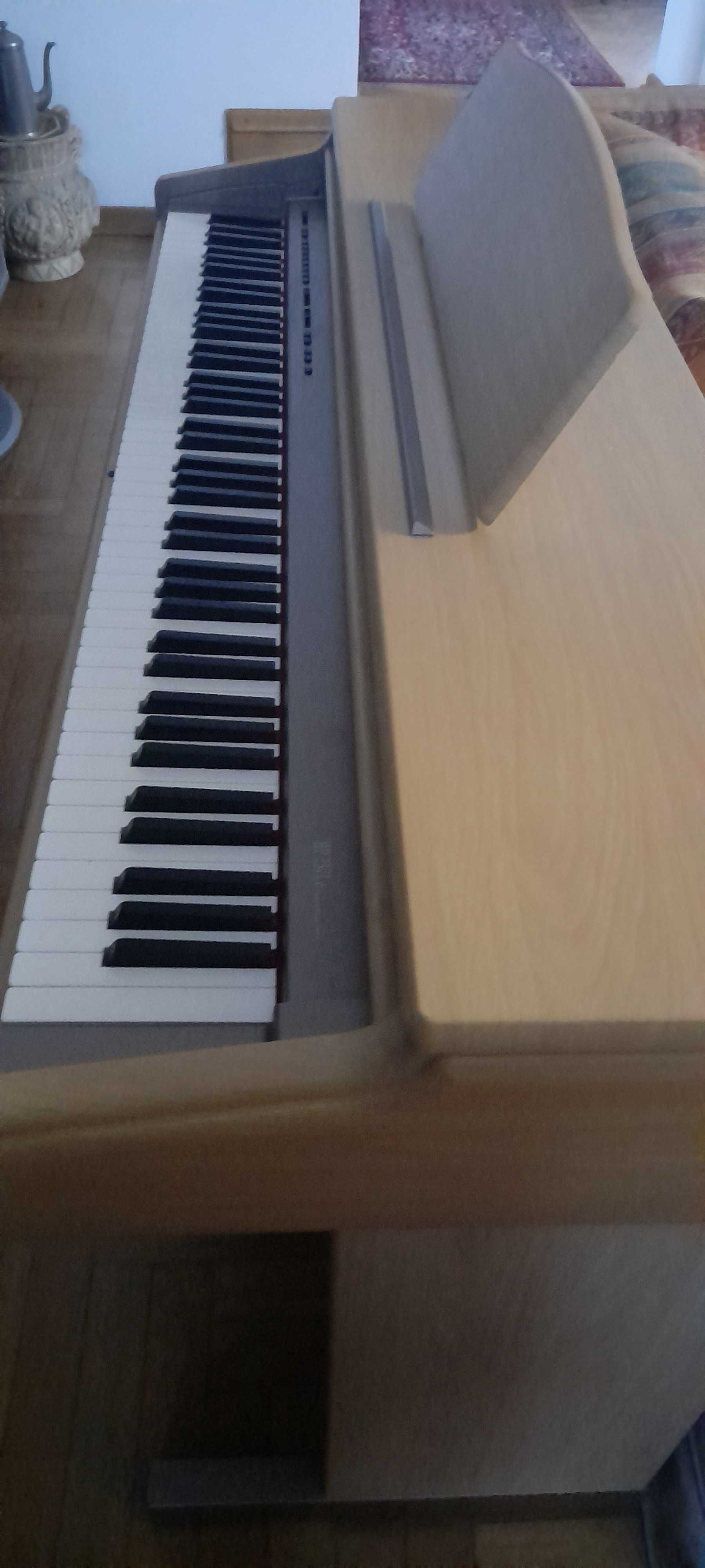 Pianino Roland HP 237 jasny beż