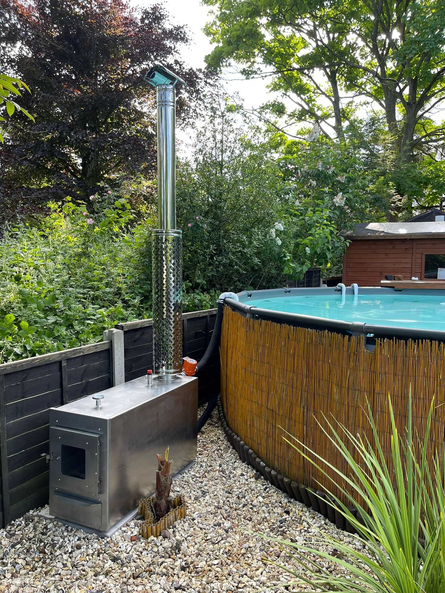 Piec do basenu, balii ogrodowej, duży, wydajny 100 cm dlugości