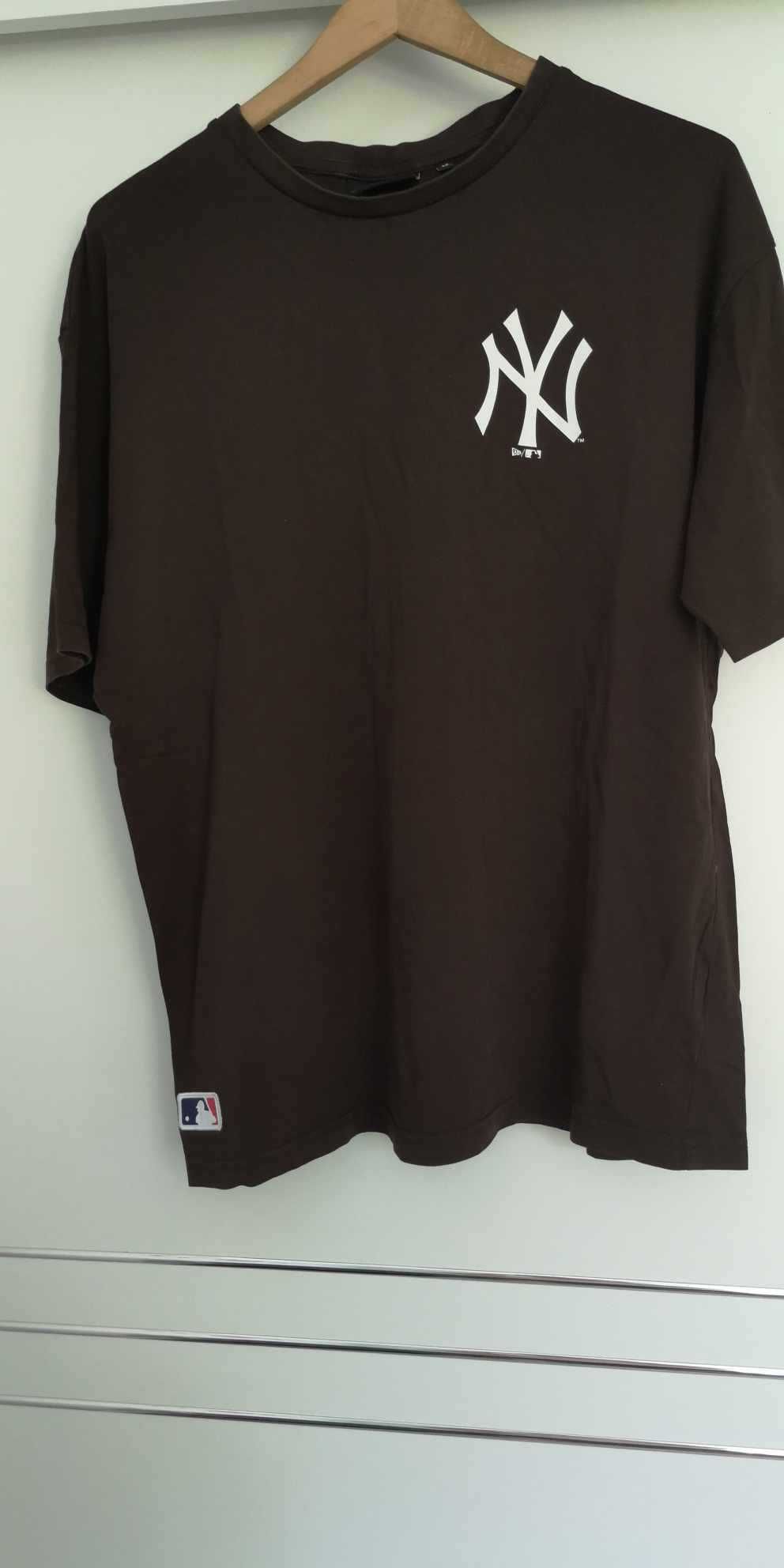 New Era
MLB NEW YORK YANKEES LEAGUE - T-shirt z nadrukiem