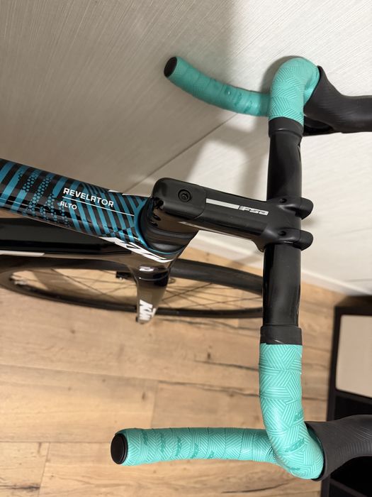 KTM Revelator Alto Elite AXS — Sram Rival etap