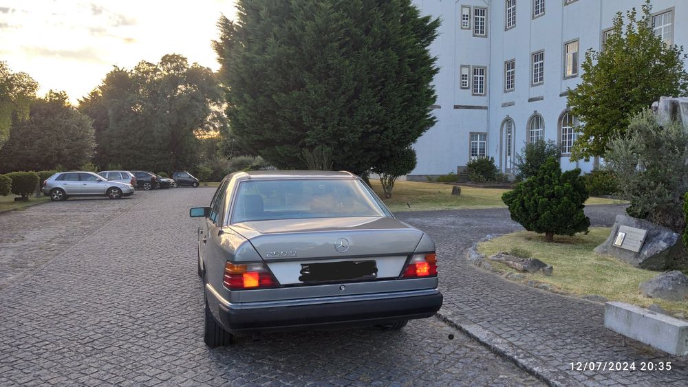 Mercedes W124 200D ABS 1989