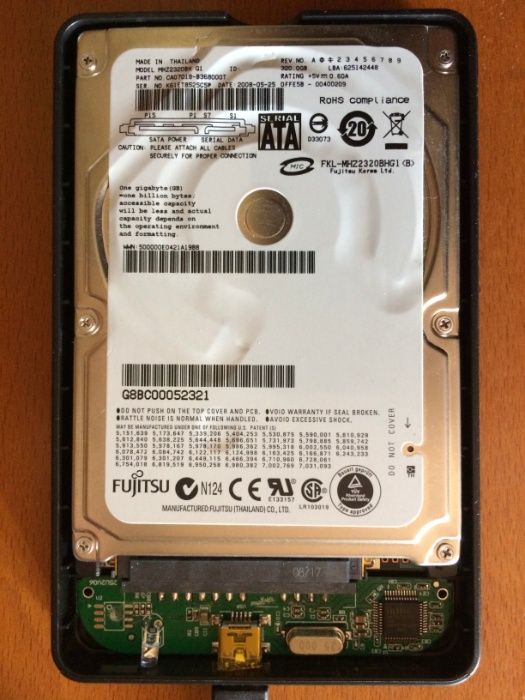 Disco Externo Portátil Fujitsu de 320 GB's