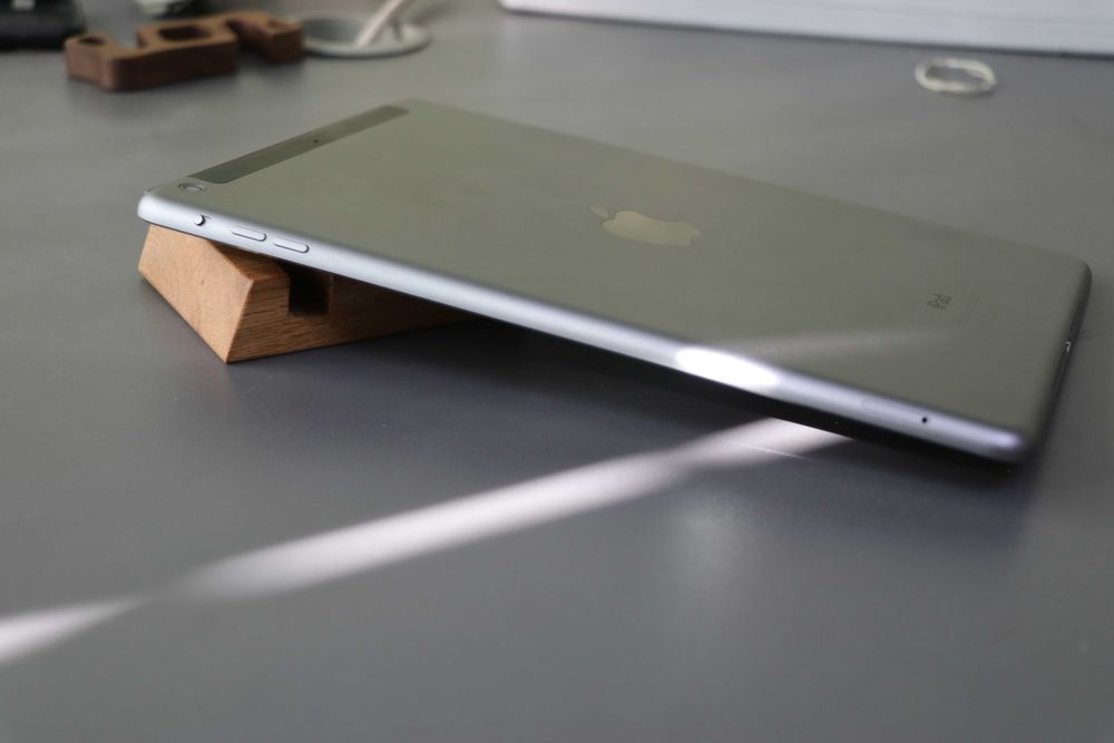 Планшет Apple iPad Air 1 16/32/64 Gb Wifi оригинал б/у