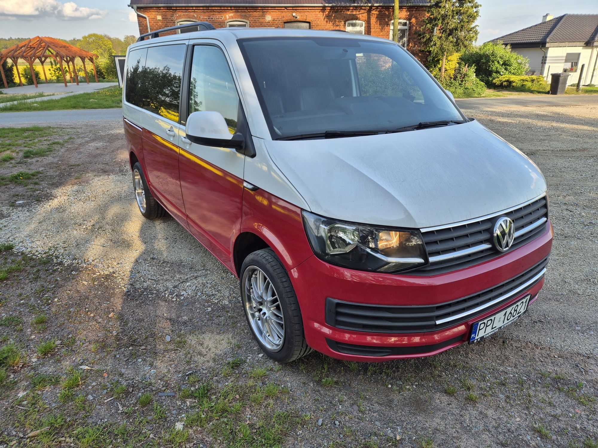 Volkswagen T6 8 osobowy 2.0Ts i 150KM Alu 19 Faktura vat 23%