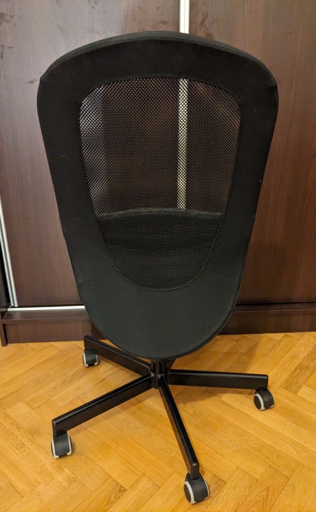 Krzesło biurowe obrotowe IKEA Flintan czarne