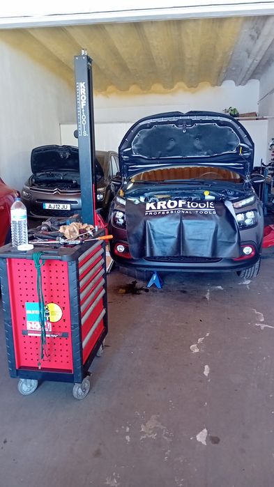 Revisão Automóveis, Disco e Pastilhas ,distribuição, Embreagem.