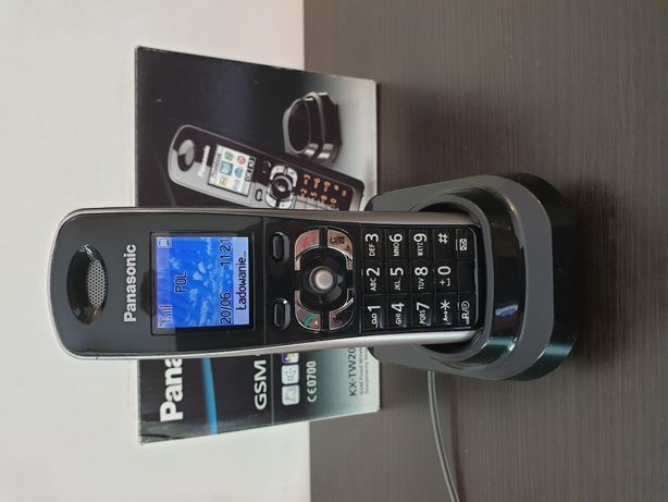 Telefon mobilny GSM Panasonic z wyglądu przypominający stacjonarny