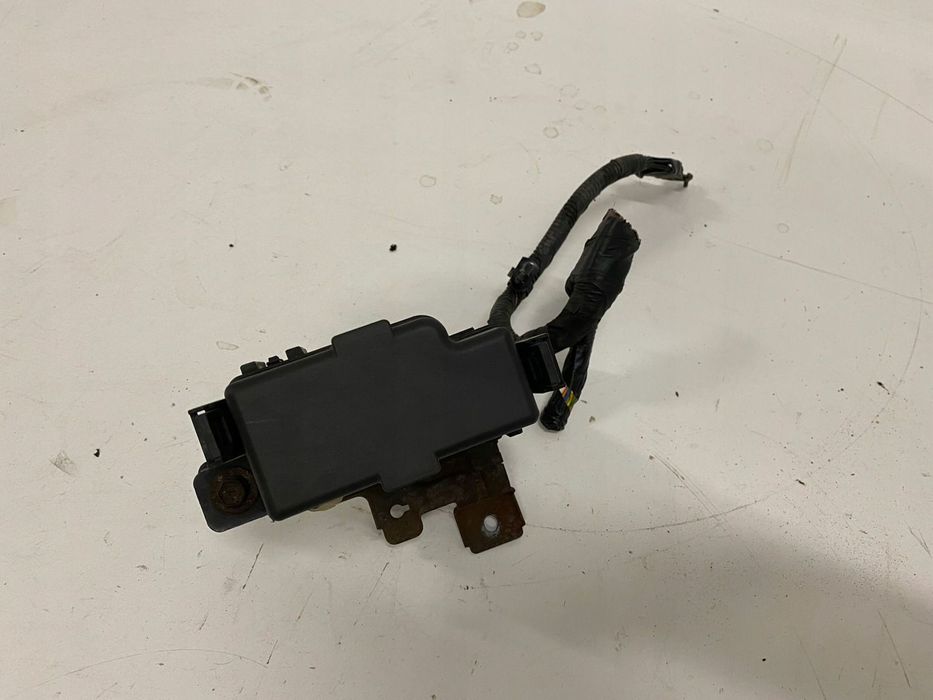 HYUNDAI IX35 2.0 CRDI PUSZKA OBUDOWA PRZEKAŹNIKÓW