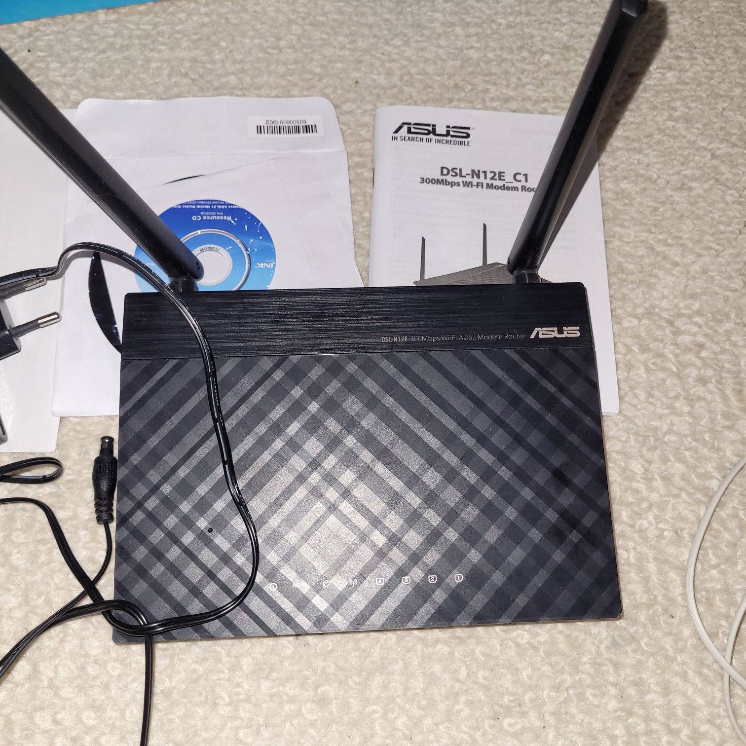 Router ASUS DSL N 12E C1