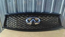 INFINITI  QX70 Решетка радиатора новая оригинал Black Edition