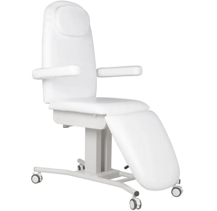 Lozko kosmetyczne na kolkach, regulowane, jak nowe