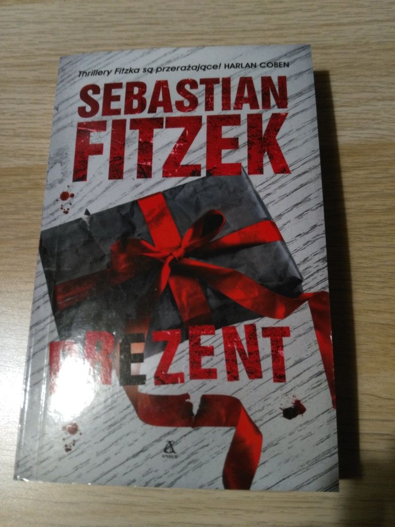 Książka "Prezent" Sebastian Fitzek kryminał thriller psychologiczny