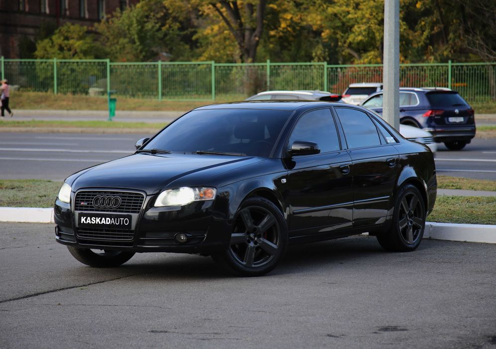Продам Audi A4 2005