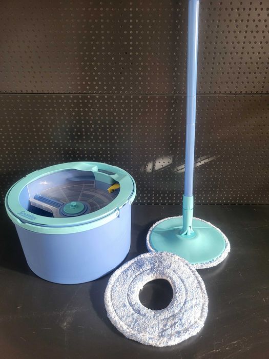 Wiadro i mop obrotowy Spontex aqua revolution system