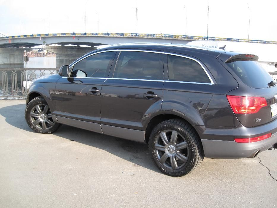 Продам Audi Q7 4.2 FSI quattro 2007 ку ауди киев внедорожник торг