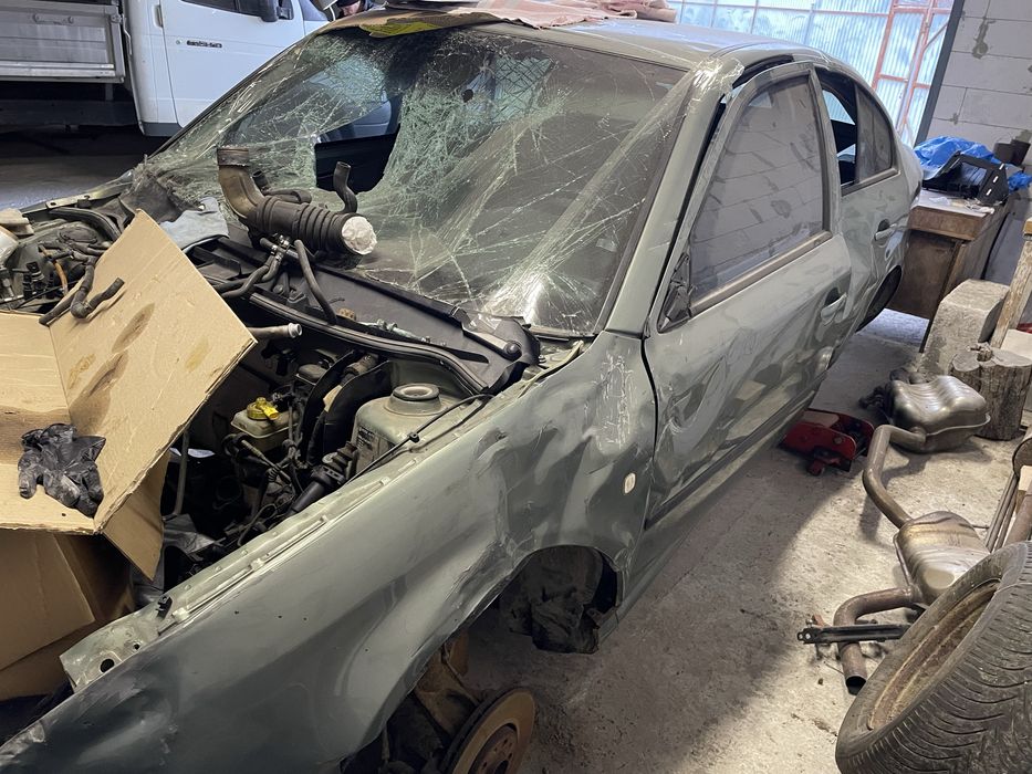 Шкода тур 1.8 20v