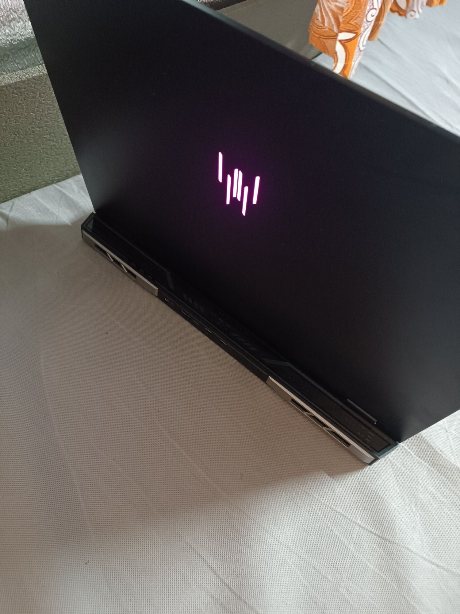 ACER Predator Helios NEO18