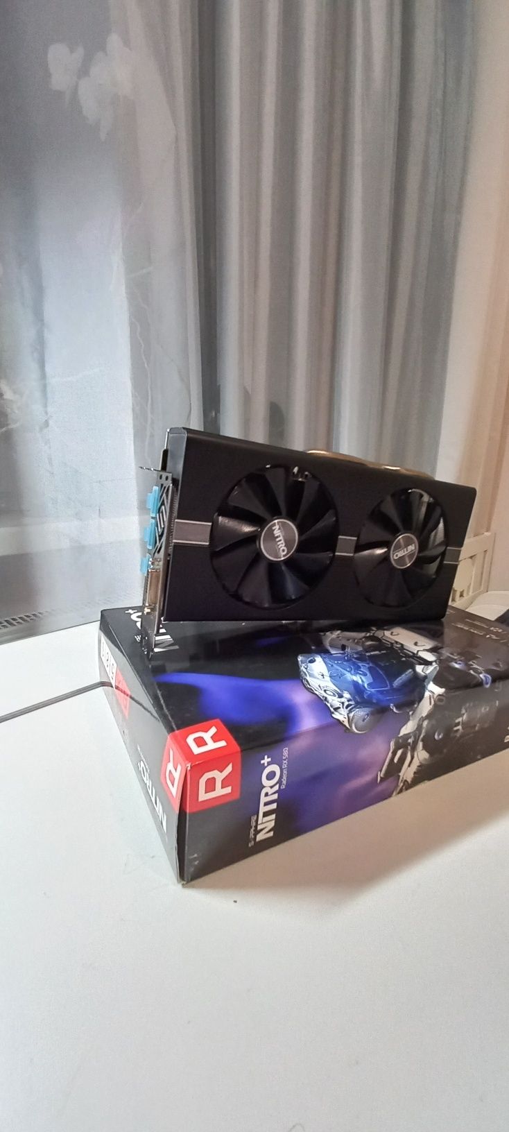 Продам видеокарту Radeon RX 580 Sapphire Nitro+ 4Gb