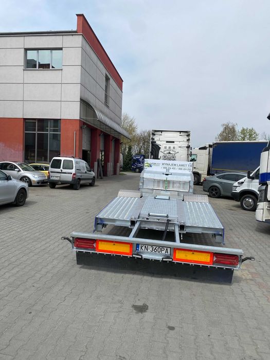 Wynajem naczepa laweta niskopodwoziowa ciężarowa tir