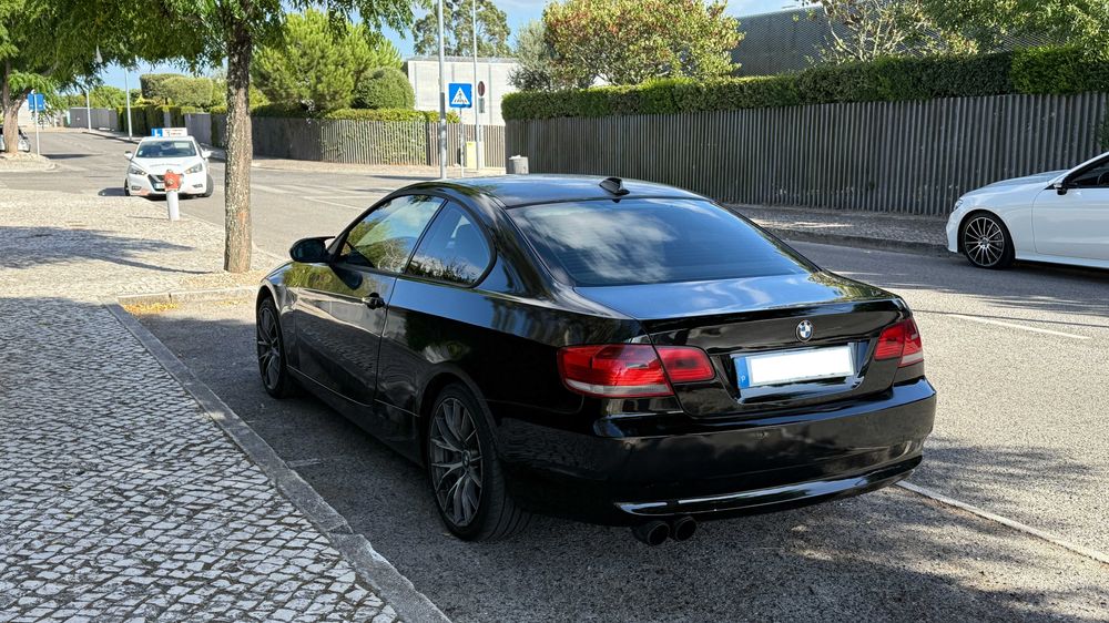 Vendo Bmw 320d Coupe - Diesel - 177cv - LER ANÚNCIO
