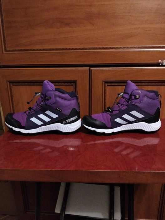 Взуття, кросівки Adidas Terrex Gore-Tex.