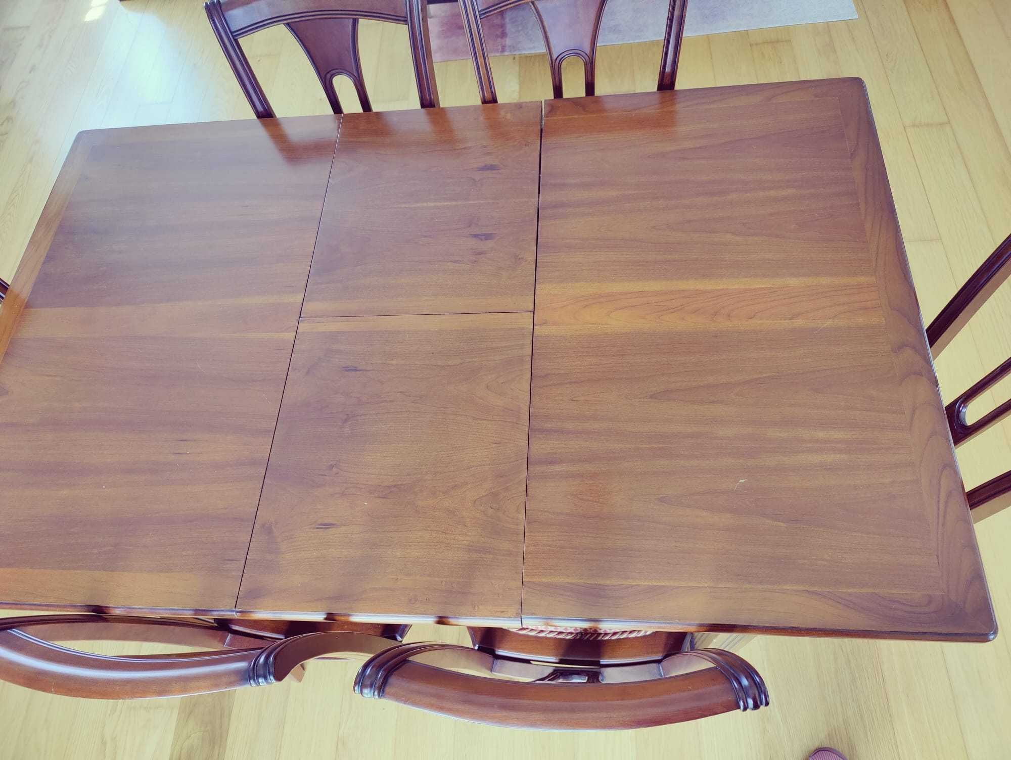 Mesa de Jantar com Cadeiras - Estilo Clássico/Antigo/Rústico