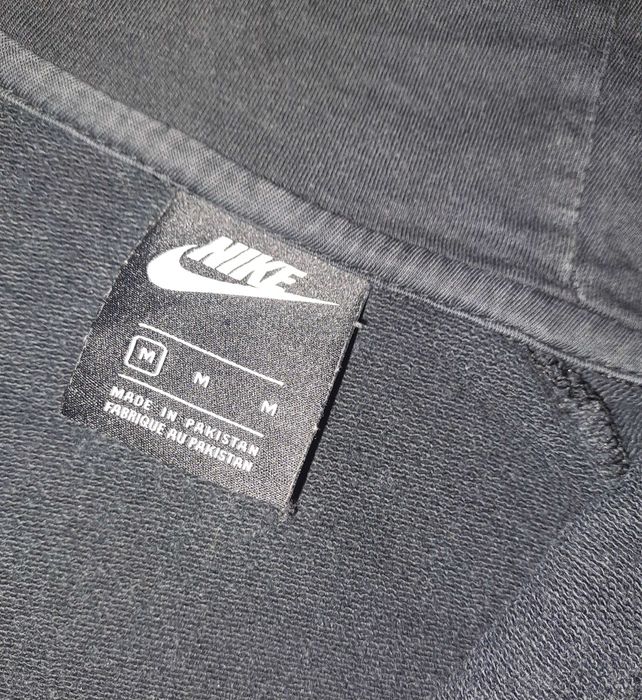 Зипка найк черная