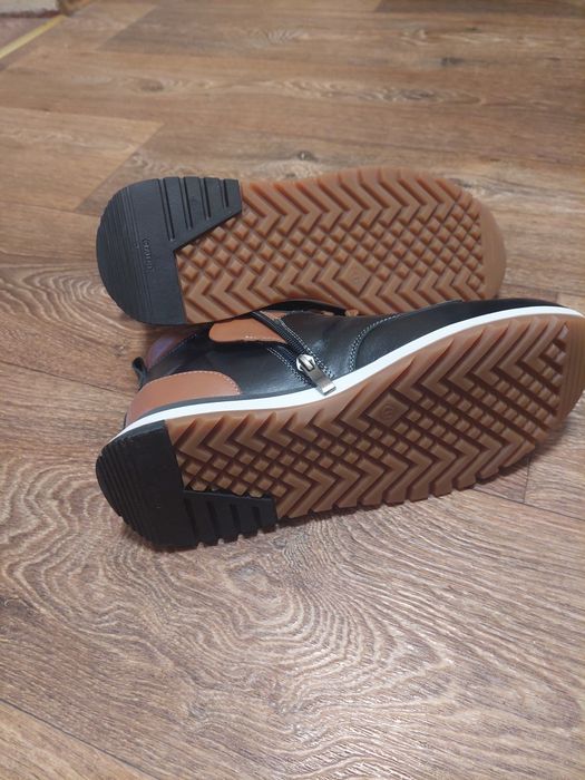 Чоловіче нове ортопедичне взуття