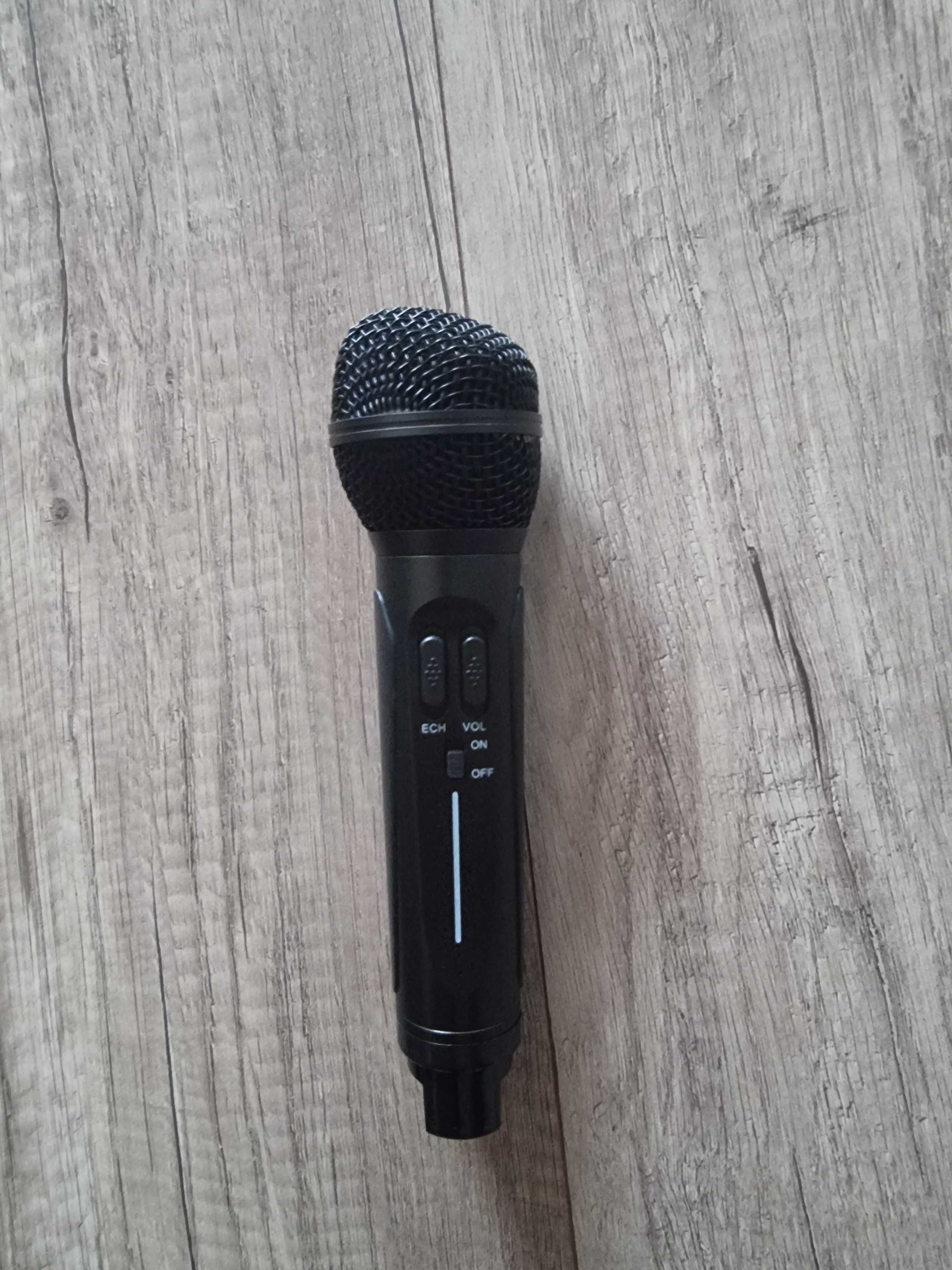 Zestaw karaoke SDRD SD-306, 2 mikrofony Bluetooth, 
głośnik.