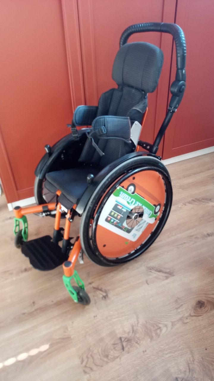 Wózek inwalidzki dziecięcy Hoggi Cleo