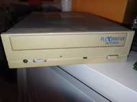 Unidade Plextor PX-W2410TA.