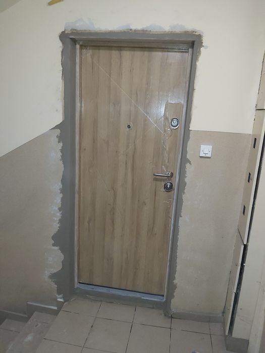 Serwis , regulacja,  montaż DRZWI , OKNA (PVC i ALUMINIUM)