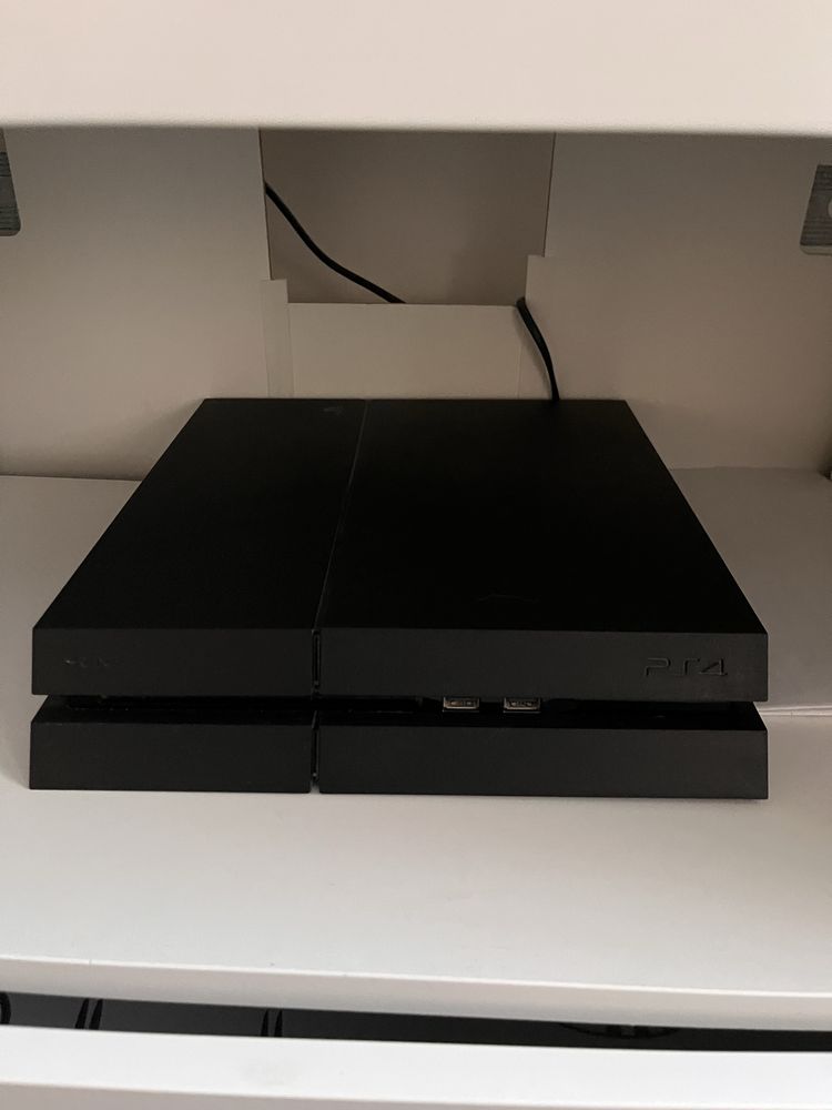 Ps4 + 2 comandos + base de carregamento oficial + 5 jogos