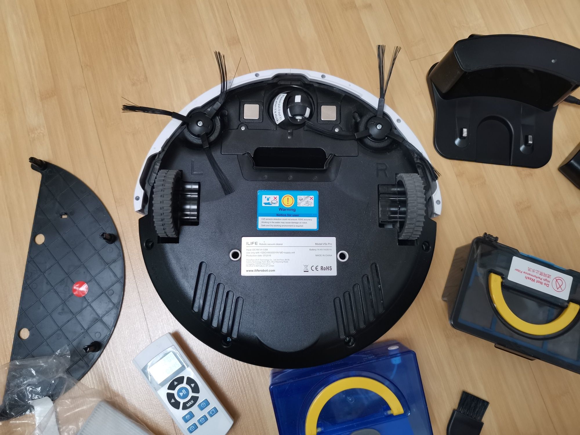 Робот-пылесос ILIFE V5S Pro с влажной уборки