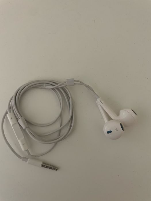 Apple Auriculates com fio