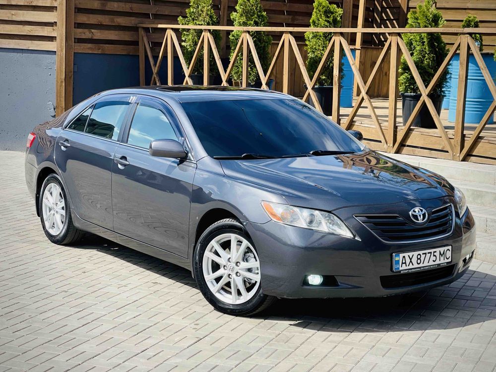 Легендарная Camry 40 3.5 XLE в превосходном состоянии