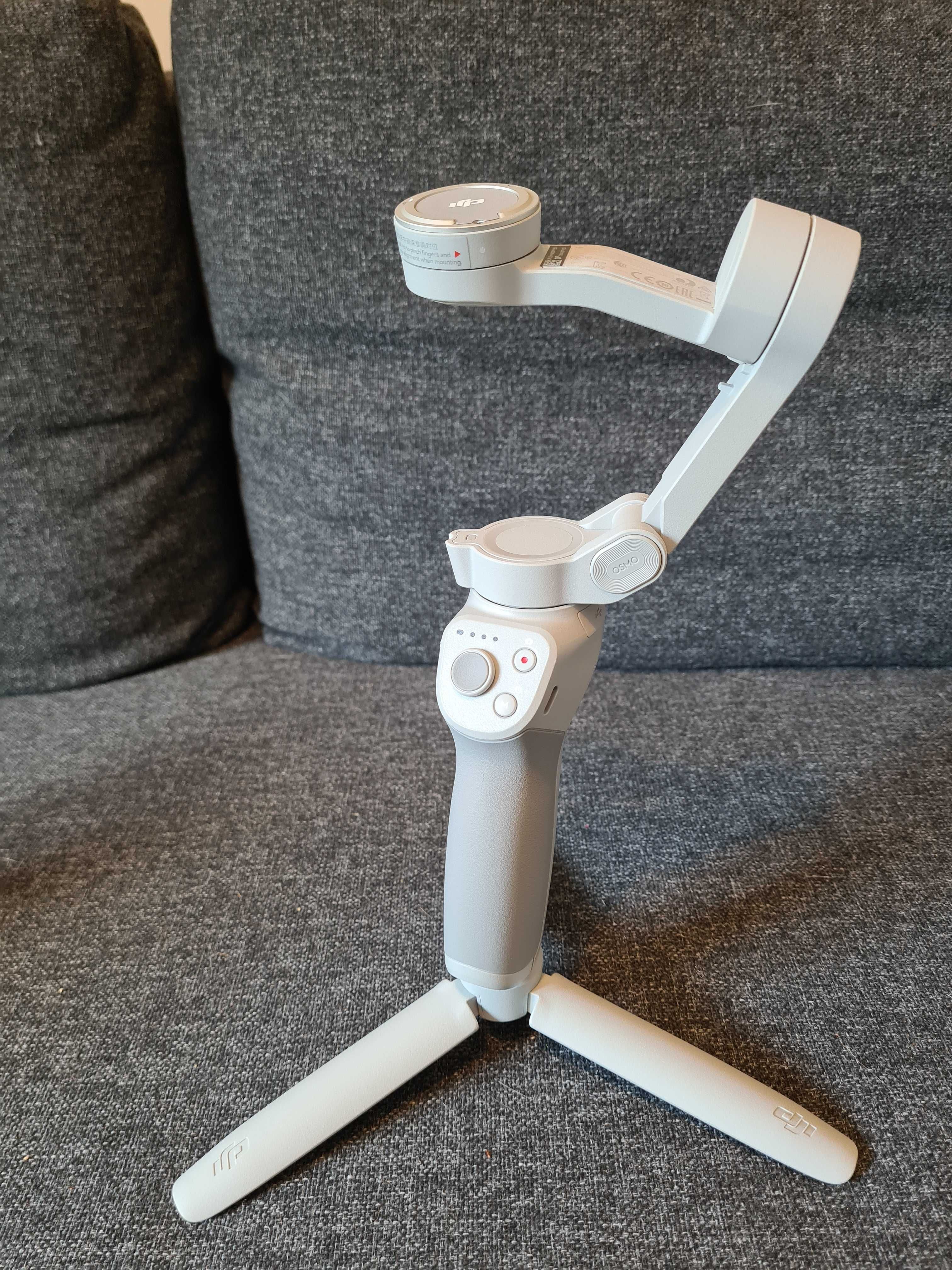 DJI OM 4 Gimbal Smartphone Stabilizer Like New