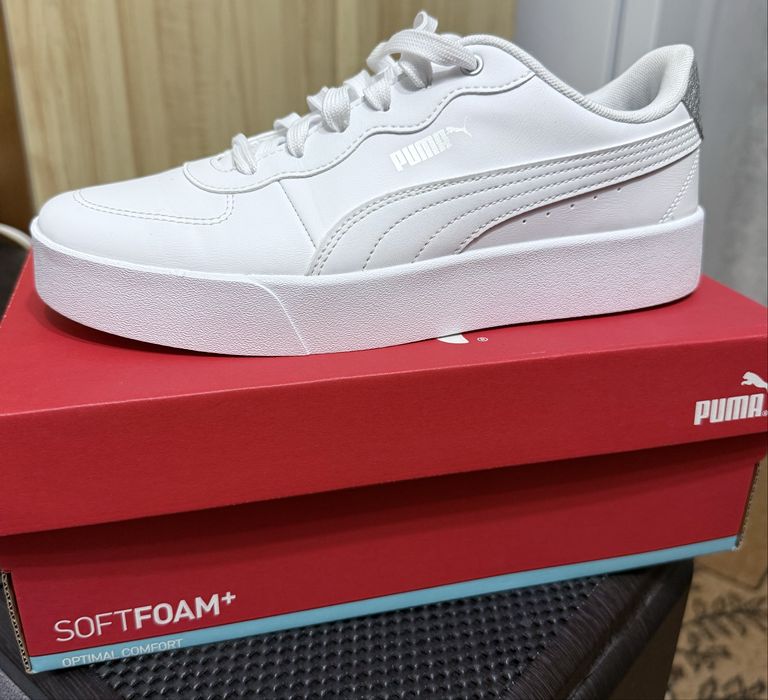 Жіночі Кросівки Puma, білі