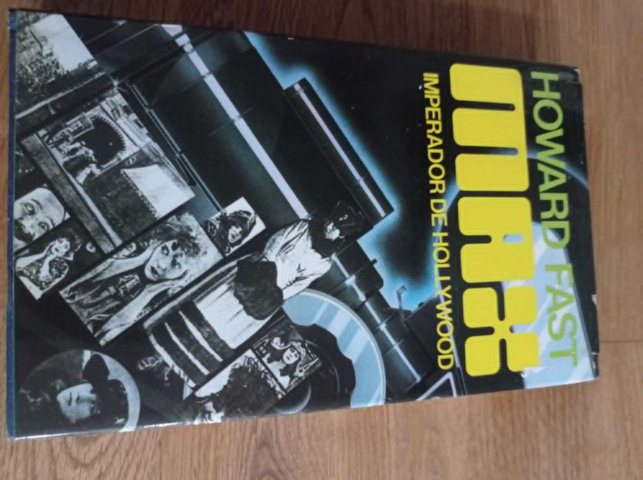 vendo livro Max imperador de hollywood