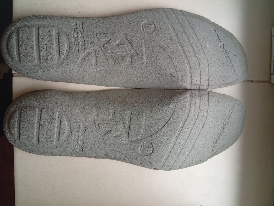 Кроссівки New Balance 1906R