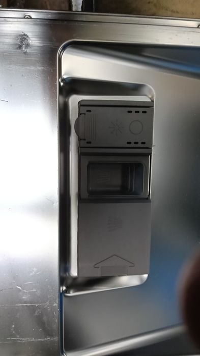 Sprzedam sprawna zmywarkę Bosch 45 cm