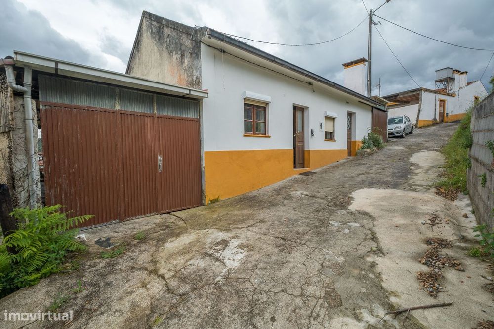 Moradia com Vista Panorâmica em Sernada do Vouga