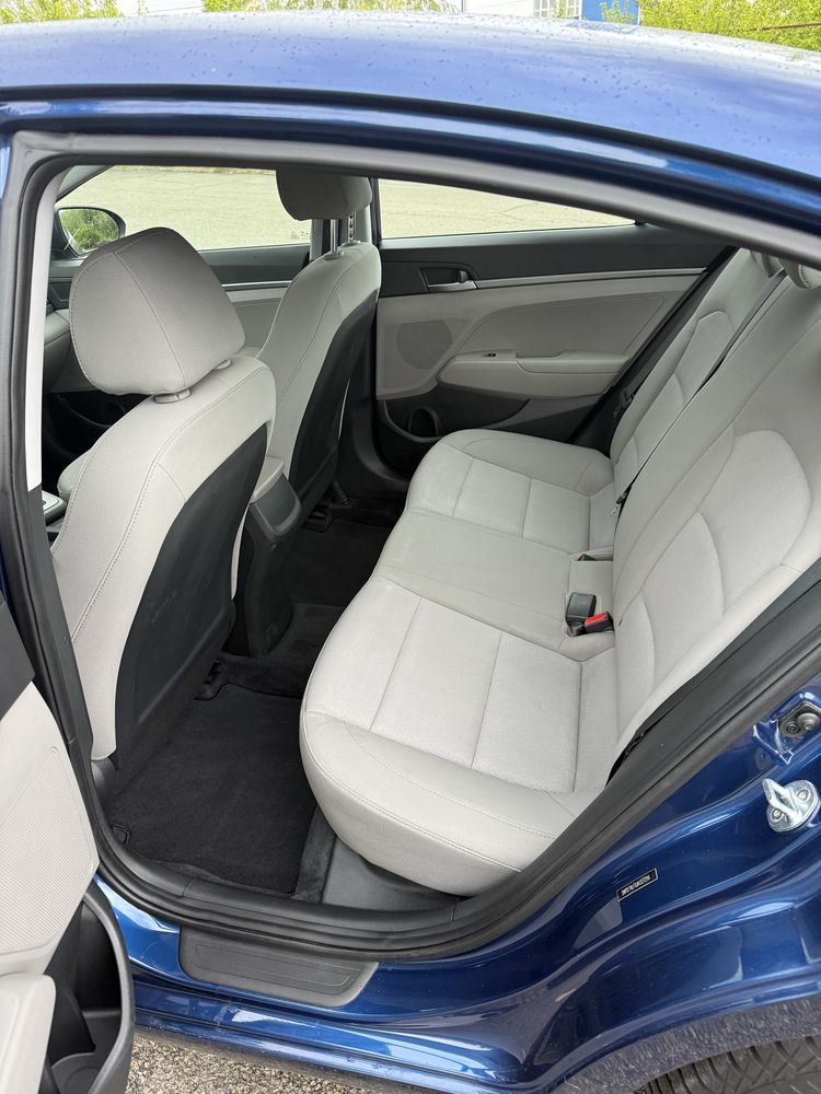 Продам Hyundai Elantra
